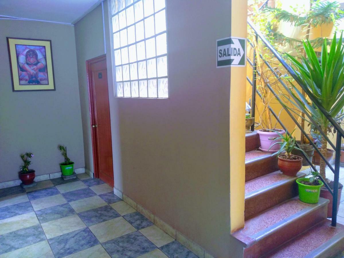 Casa Blanca Hospedaje Huamancaca エクステリア 写真