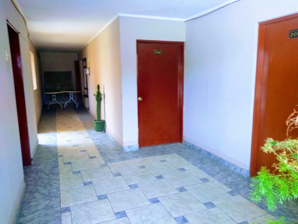 Casa Blanca Hospedaje Huamancaca エクステリア 写真