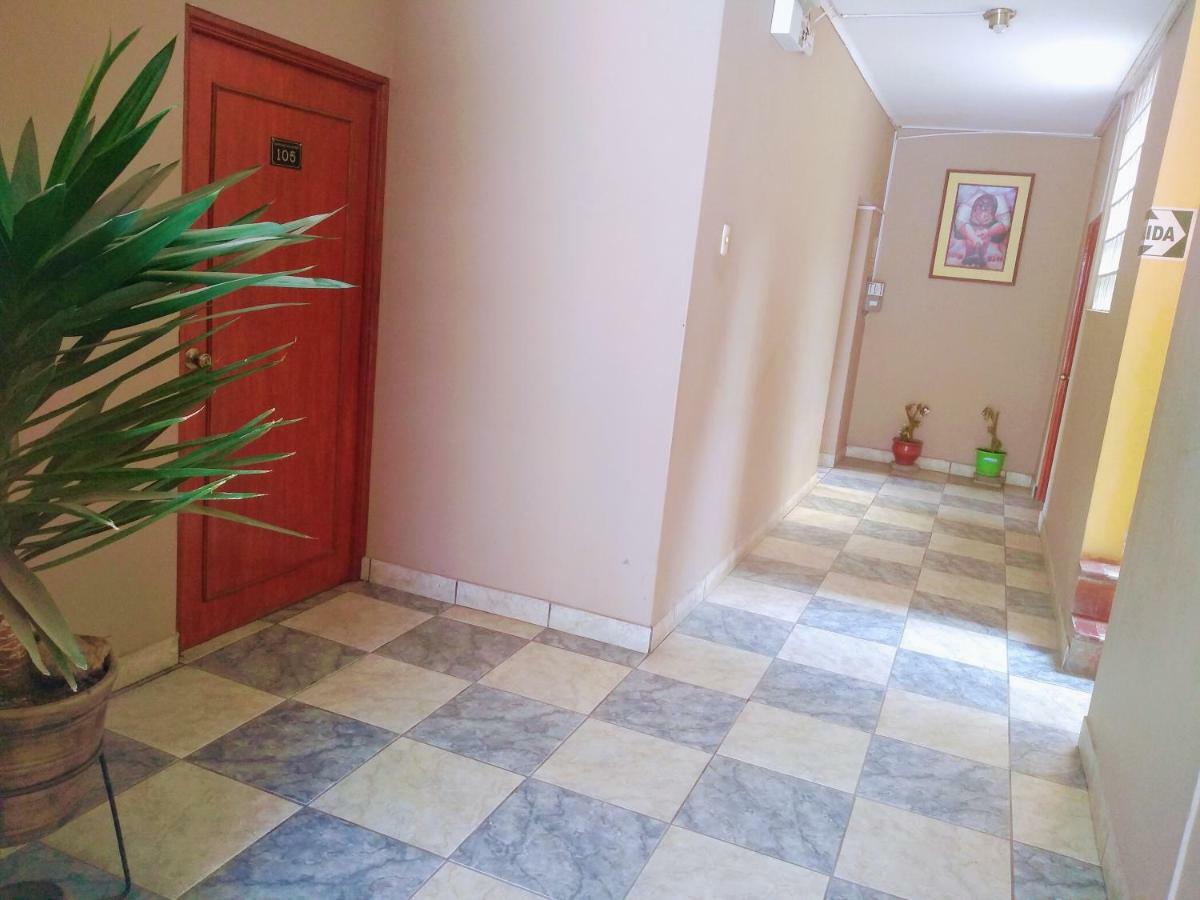 Casa Blanca Hospedaje Huamancaca エクステリア 写真