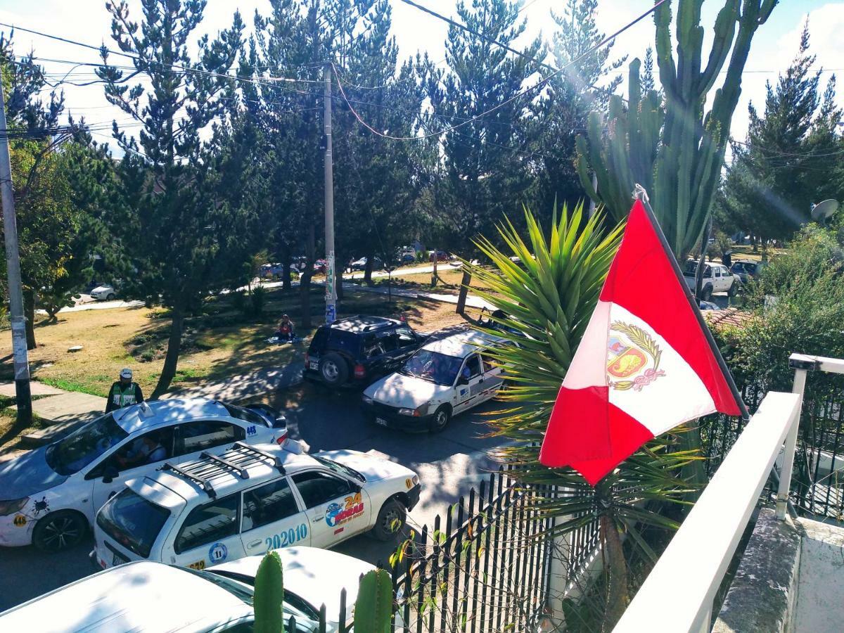 Casa Blanca Hospedaje Huamancaca エクステリア 写真