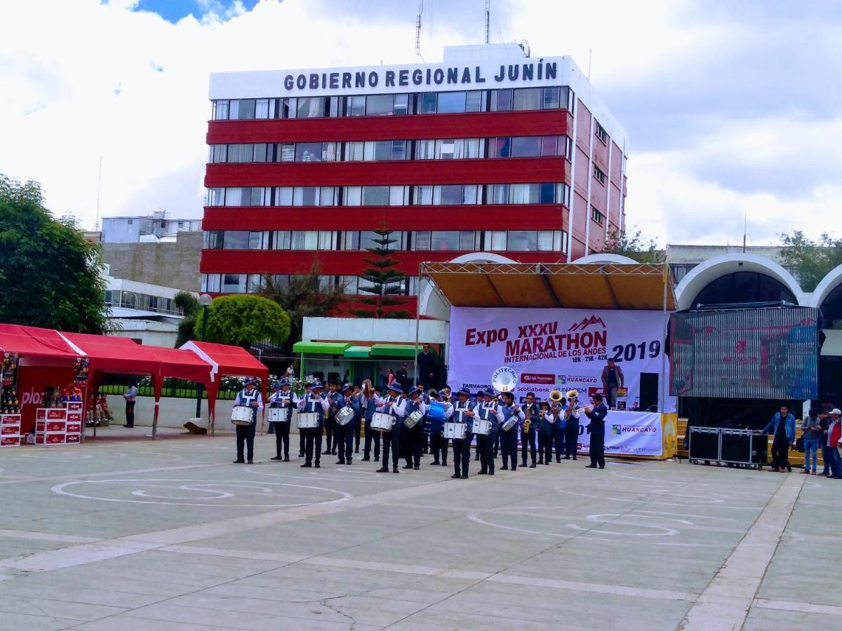 Casa Blanca Hospedaje Huamancaca エクステリア 写真